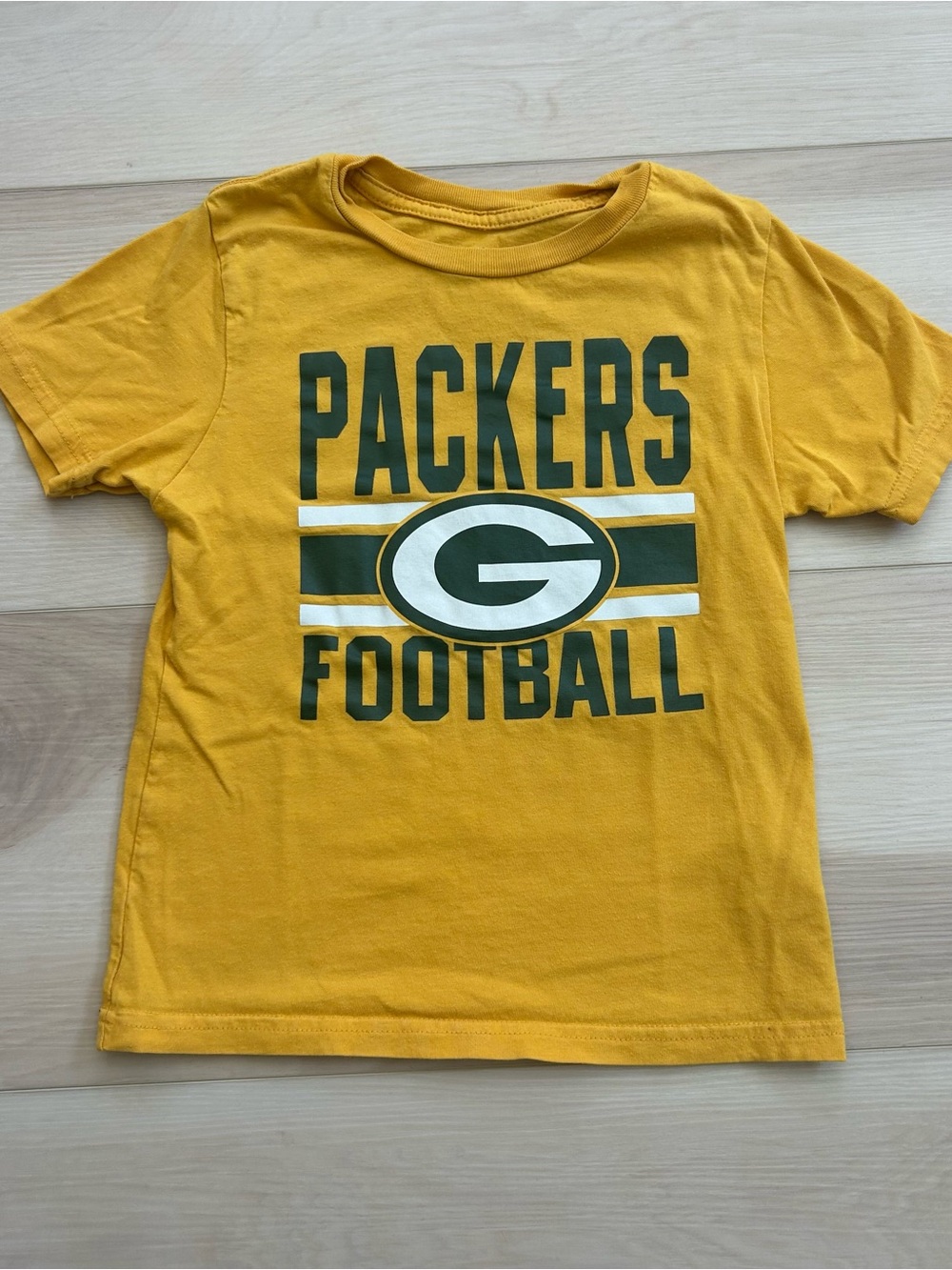 Youth Green Bay Packer T-shirt - size 7